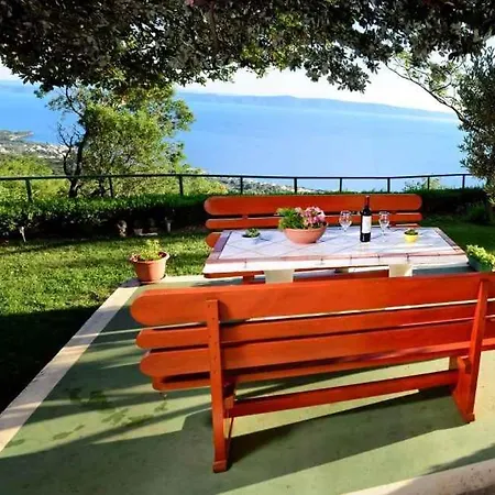 In Gornje 6625 Сasa de vacaciones *