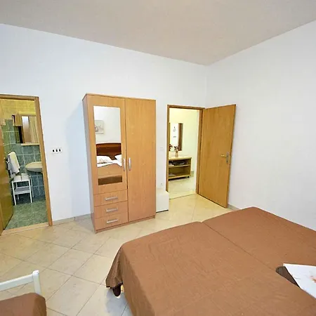 In Gornje 6625 Сasa de vacaciones *