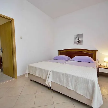 In Gornje 6625 * Tučepi