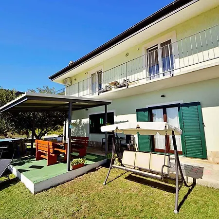 In Gornje 6625 Сasa de vacaciones