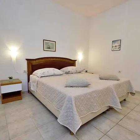 In Gornje 6625 Сasa de vacaciones