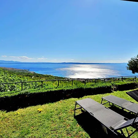 Сasa de vacaciones In Gornje 6625 Tučepi